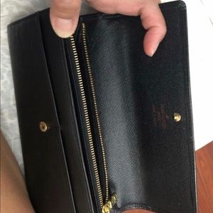 Louis Vuitton Epi Noir Black womens wallet